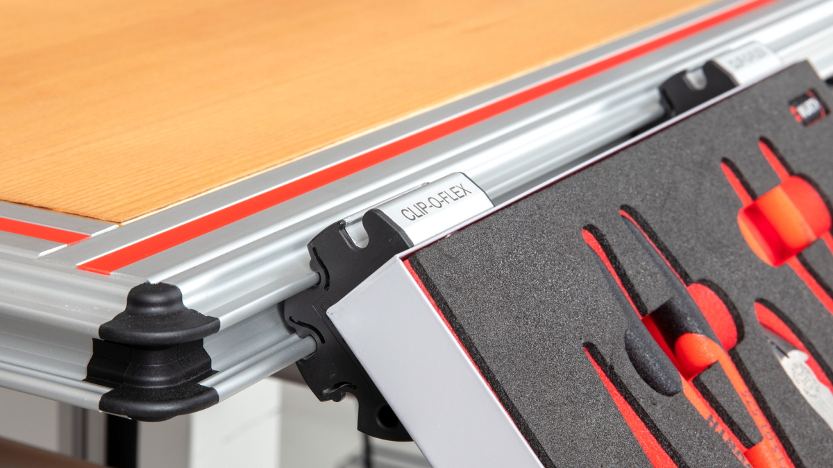 De veelzijdige toepassingen van het ophangsysteem CLIP-O-FLEX® zorgen voor flexibiliteit